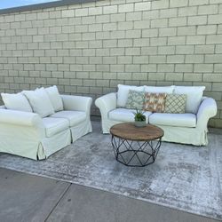 *Free Delivery* JcPenny Couch Sofa Loveseat Set