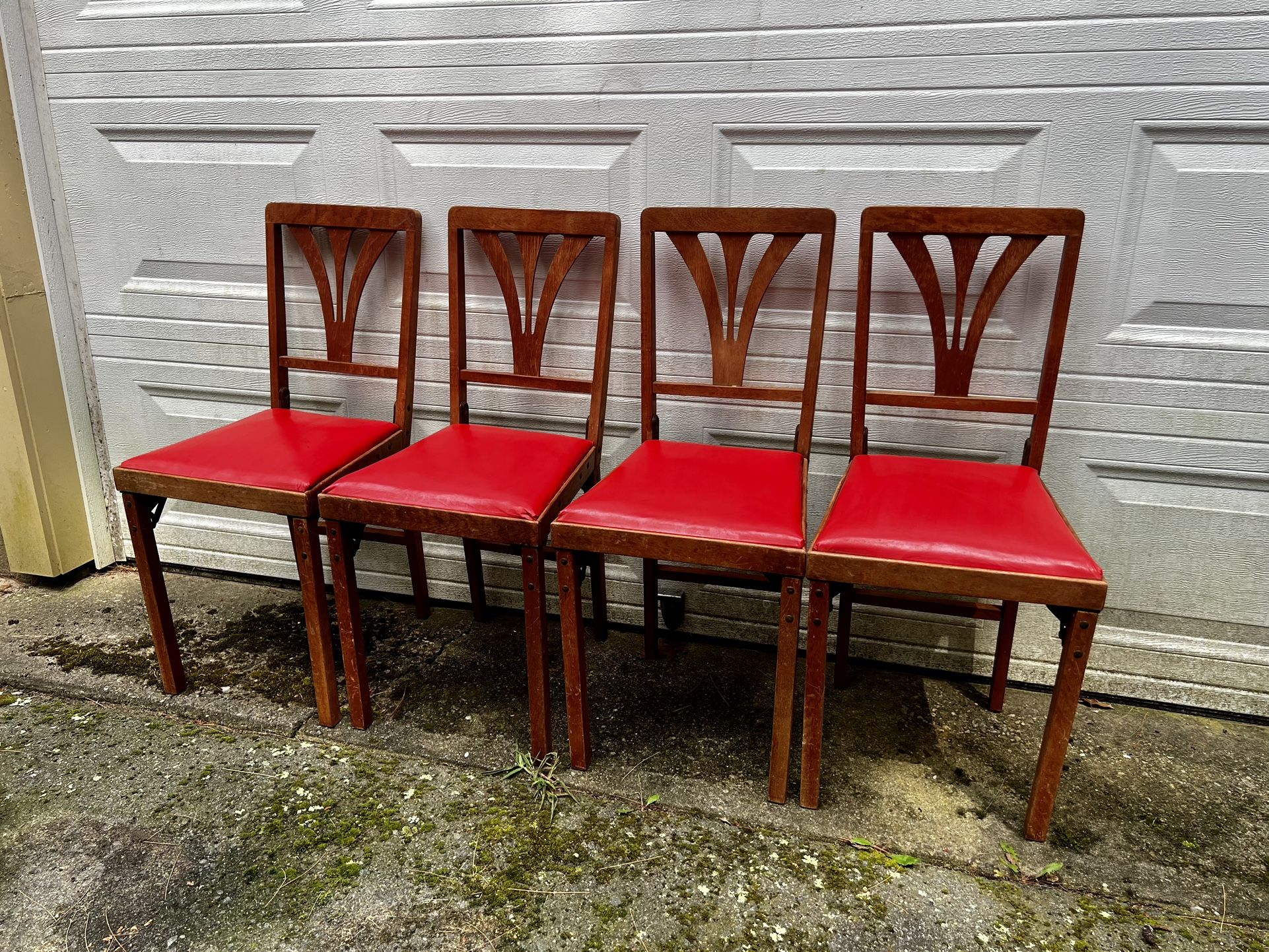 Set of 4 vintage Leg-O-Matic folding chairs