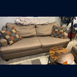 Sofa w Love Seat