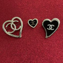 CC BROOCHES (3)