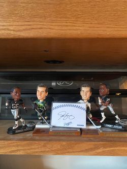 4 bobble heads and a Steve Yeager autograph
