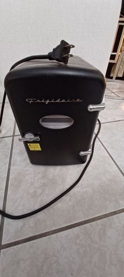 Mini fridge