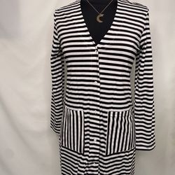 Brand New Long Sleeve Striped Button Down Cardigan 🖤
