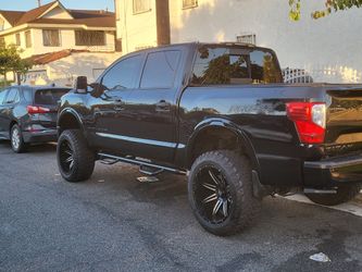 2018 Nissan Titan
