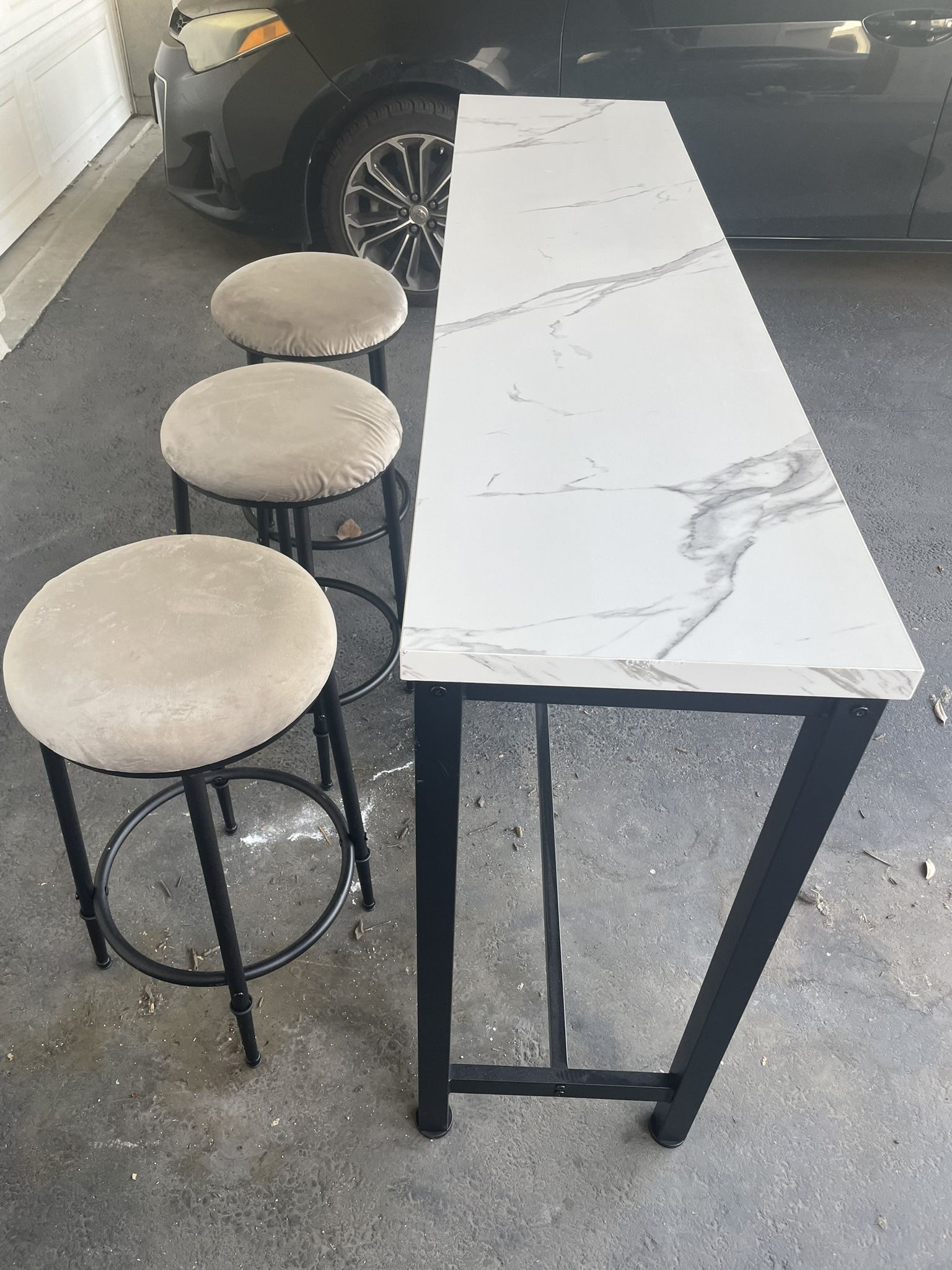 Counter Height Table With 3 Stool