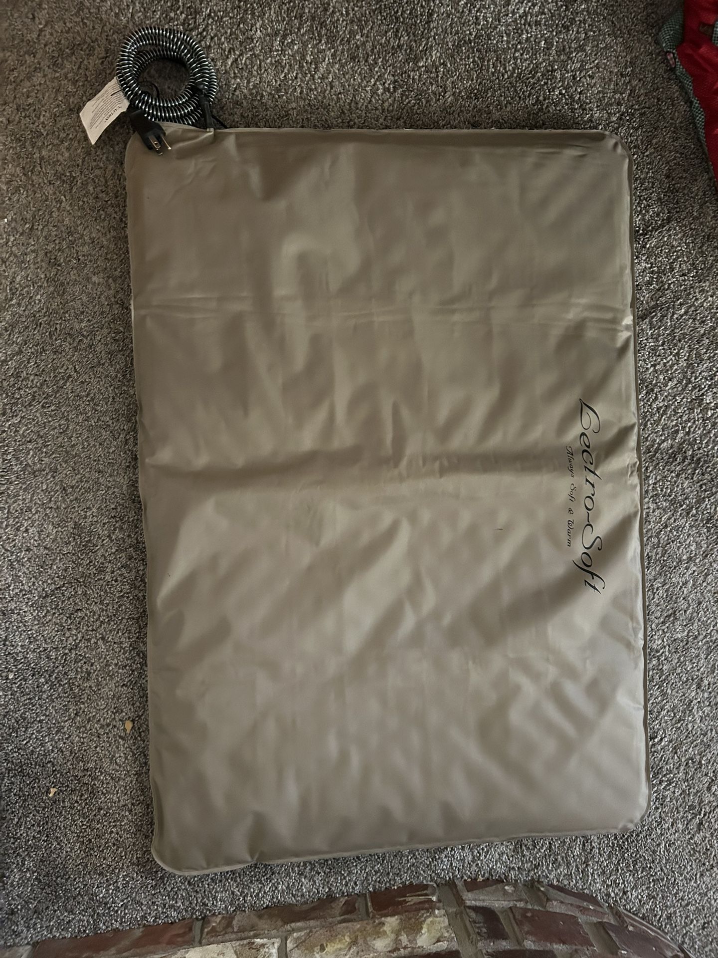Lectro-Soft Outdoor Heated Bed (New, unused) Large
