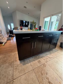 Free cabinets.  No countertop