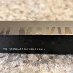 IL MAKIAGE 140  Concealer Blending Brush