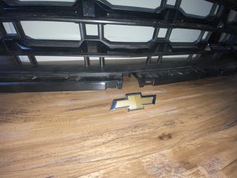 Chevrolet Silverado Z73 Grill Logo OEM