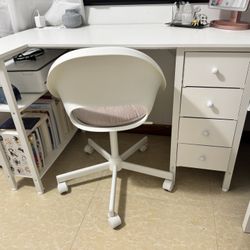 DESK + CHAIR 
