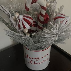 Christmas Ceramics Pot With Candy Cane Decor Ask $10 