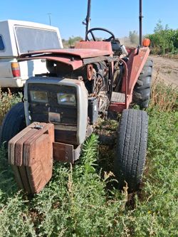 Small Tractor  1250 massey masseyferguson
