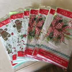 The Pioneer Woman Christmas Plastic Table Cover