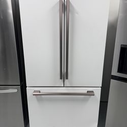 White 27 Cu.ft Counter Depth Refrigerator With Water And Ice