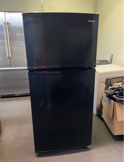 WINIA Black Top-Freezer Refrigerator – Used – $380