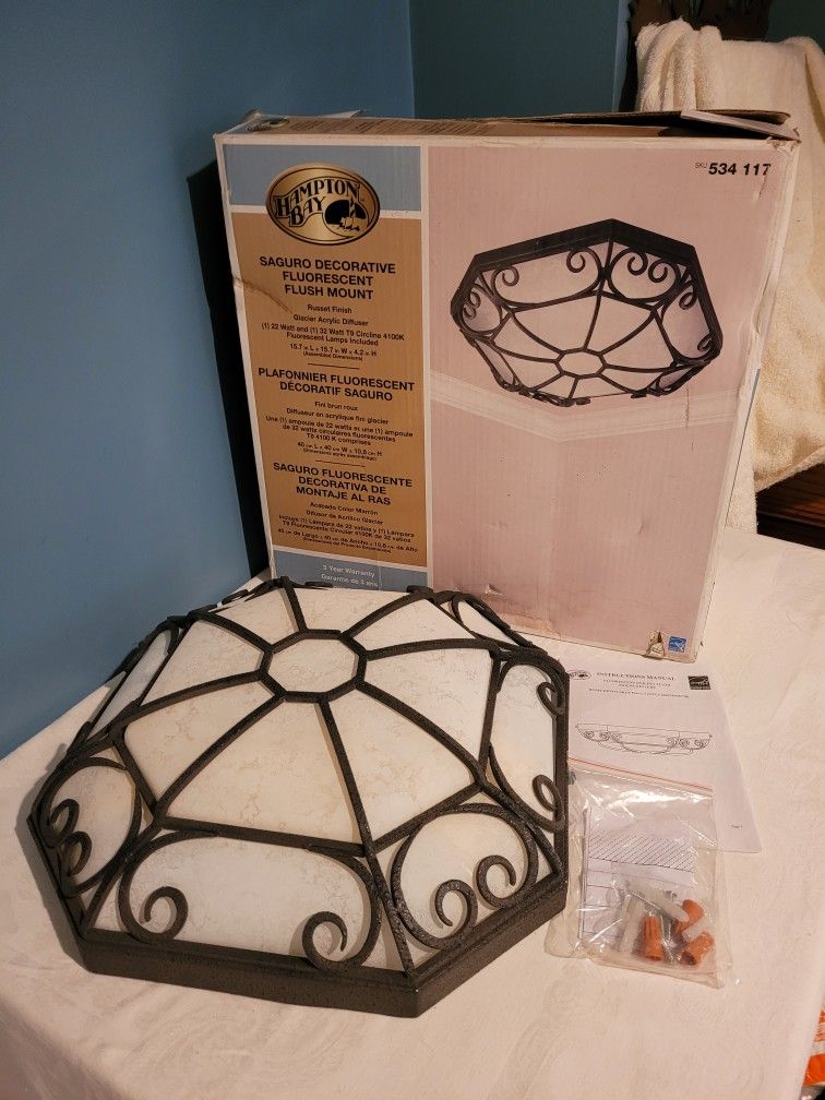 Hampton Bay Ceiling Light