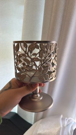 Bath & body works dogwood pedestal 3 wick candle holder