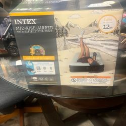 INTEX AIRBED (12 Inch TWIN)