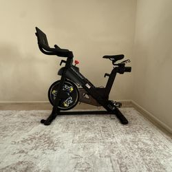 Tyro Bike With Screen