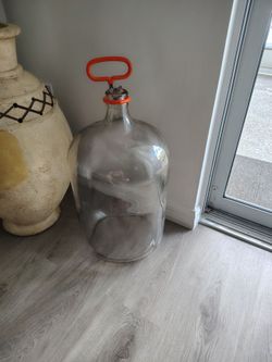 Glass Carboy 6.5 Gallons