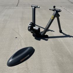 CycleOps Bicycle Indoor Wind Trainer
