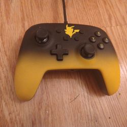 Nintendo Switch Wired Pikachu Controller