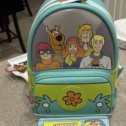 Loungefly Scoobie Doo Mini Backpack And Wallet