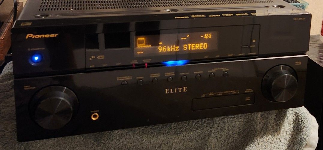 Pioneer Elite VSX-21TXH 7.1 Channel A/V Home Theater Surround Receiver