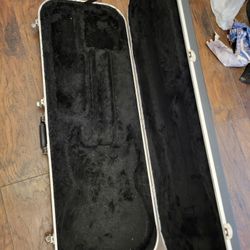 Skb Hard Shell Guitar Case