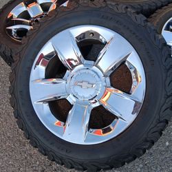 2018 OEM ORIGINAL TAKEOFFS CHEVY SILVERADO LTZ 20 INCH TIRES BFGOODRICH ALL-TERRAIN 99 % DOT 1924 $ 1500 