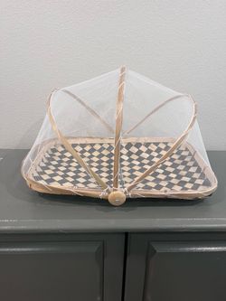 Covered serving tray