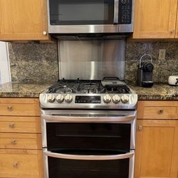Microwave and Range / Stove / Oven