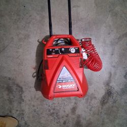 Husky 1.75 Gal Air Compressor