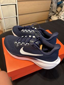 New Nike Tennis Shoes