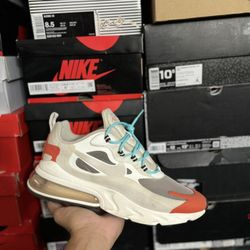 Nike Air Max 270 React Light Beige Chalk size 10  USED But Clean
