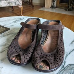 Leather mules