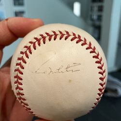 Paul Molitor signed baseball 