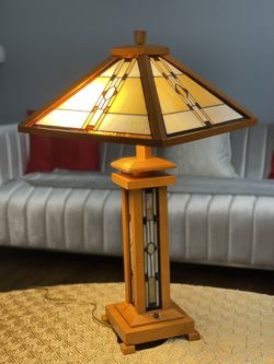 Tiffany Style Art Stained Glass Wood Table Lamp