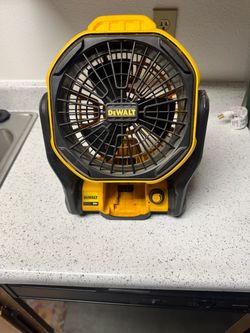 DeWalt 20V Cordless Jobsite Fan