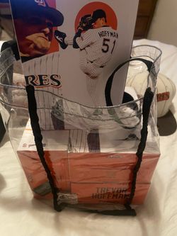 HOF Trevor Hoffman Bobblehead – 1998 WS Uniform