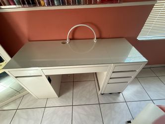 White Desk Glass top