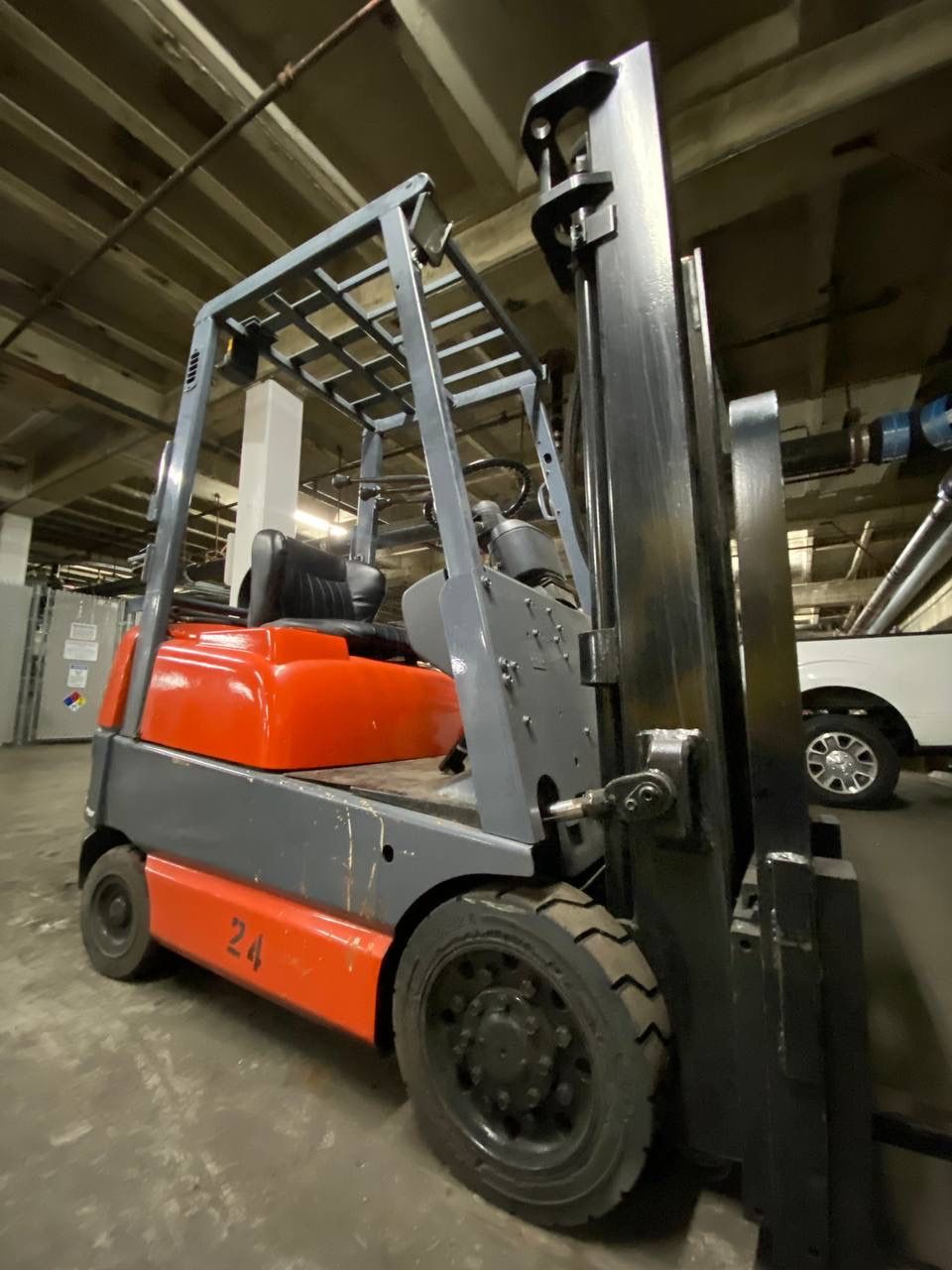 TOYOTA forklift for sale LOW HOURS