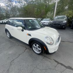 2011 Mini Cooper 6-Speed Manual W/Warranty