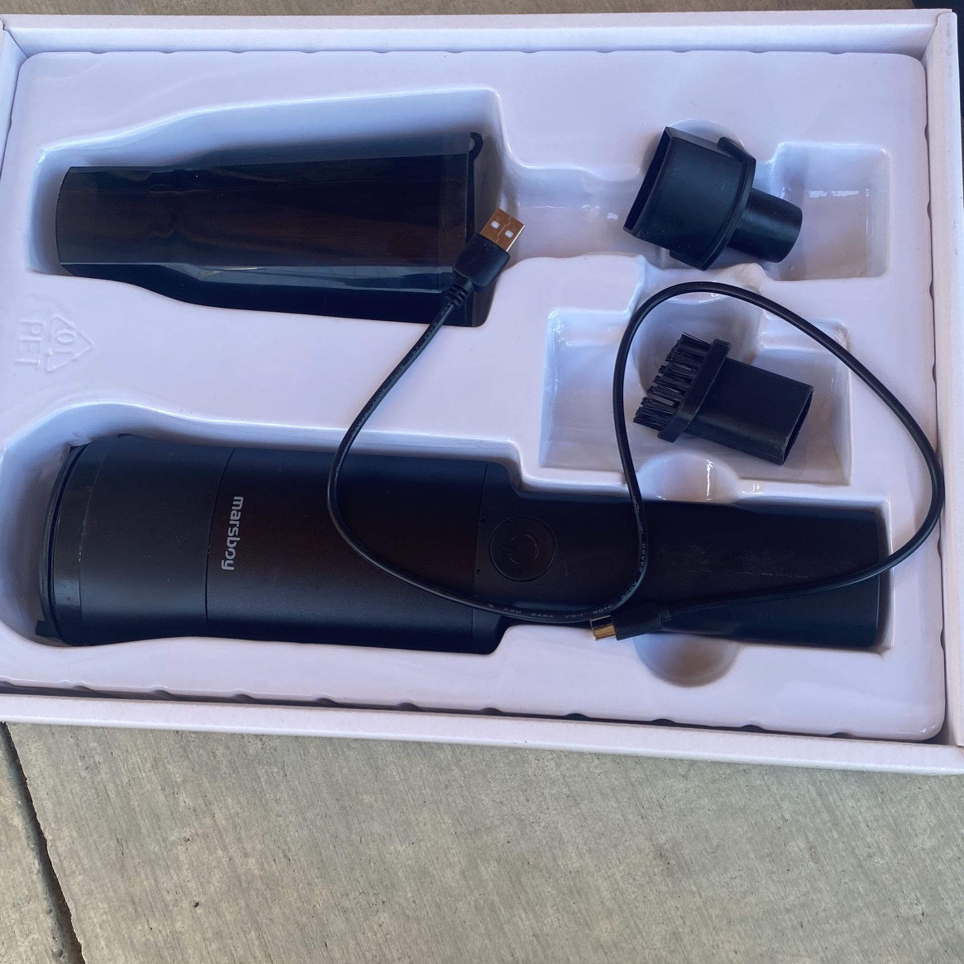 Black & Decker Hand Vacuum Charger for Sale in Milpitas, CA - OfferUp