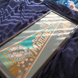 Vintage Florida Marlins Pendent With Cards