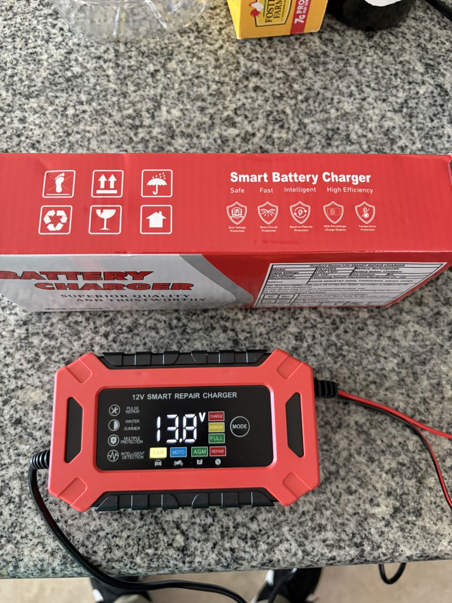 Battery Charger 12 Volts New Car Or Truck ,motorcycle