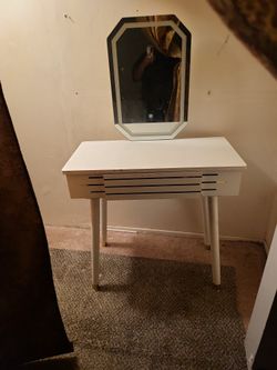 Vanity 