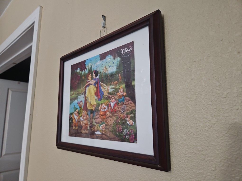 Disney Snow White & 7 Dwarfs Puzzle Framed