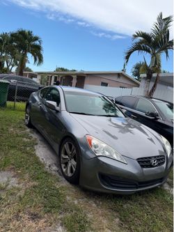 2010 Hyundai Genesis Coupe