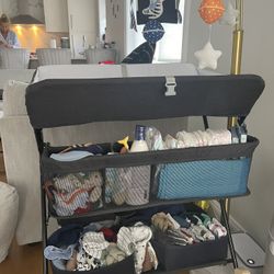 Infans Changing Table 